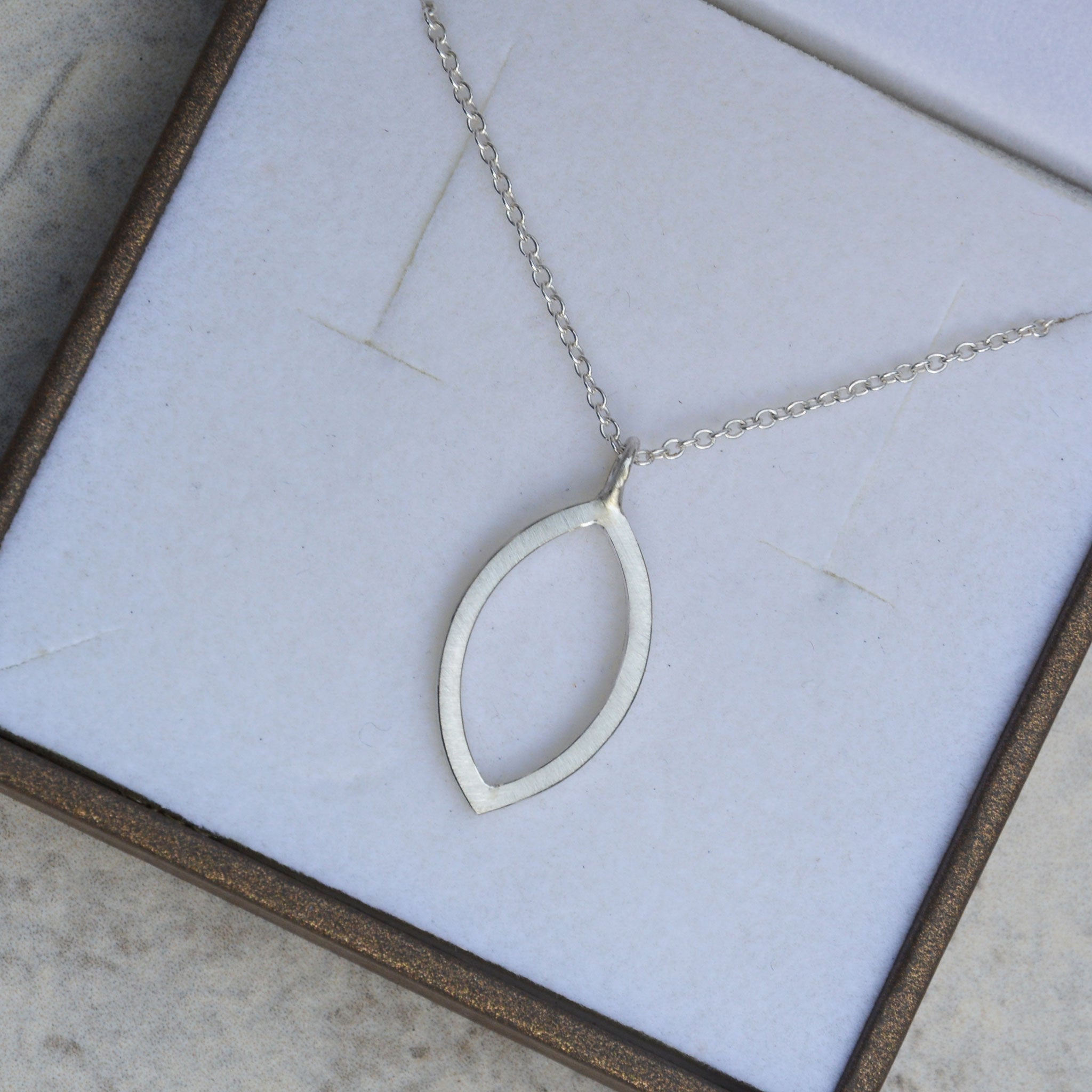 BLATT • kette • silber