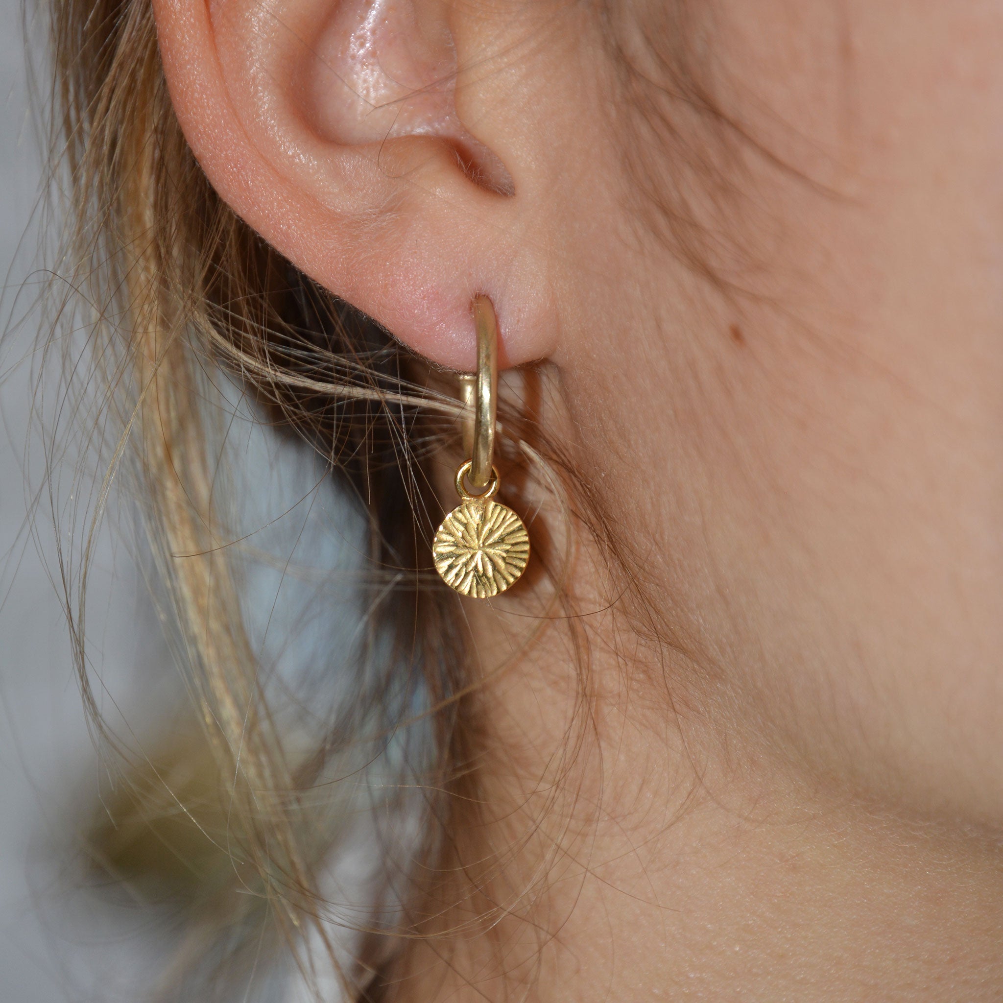 PUSTEBLUME • einhänger • gold • mini