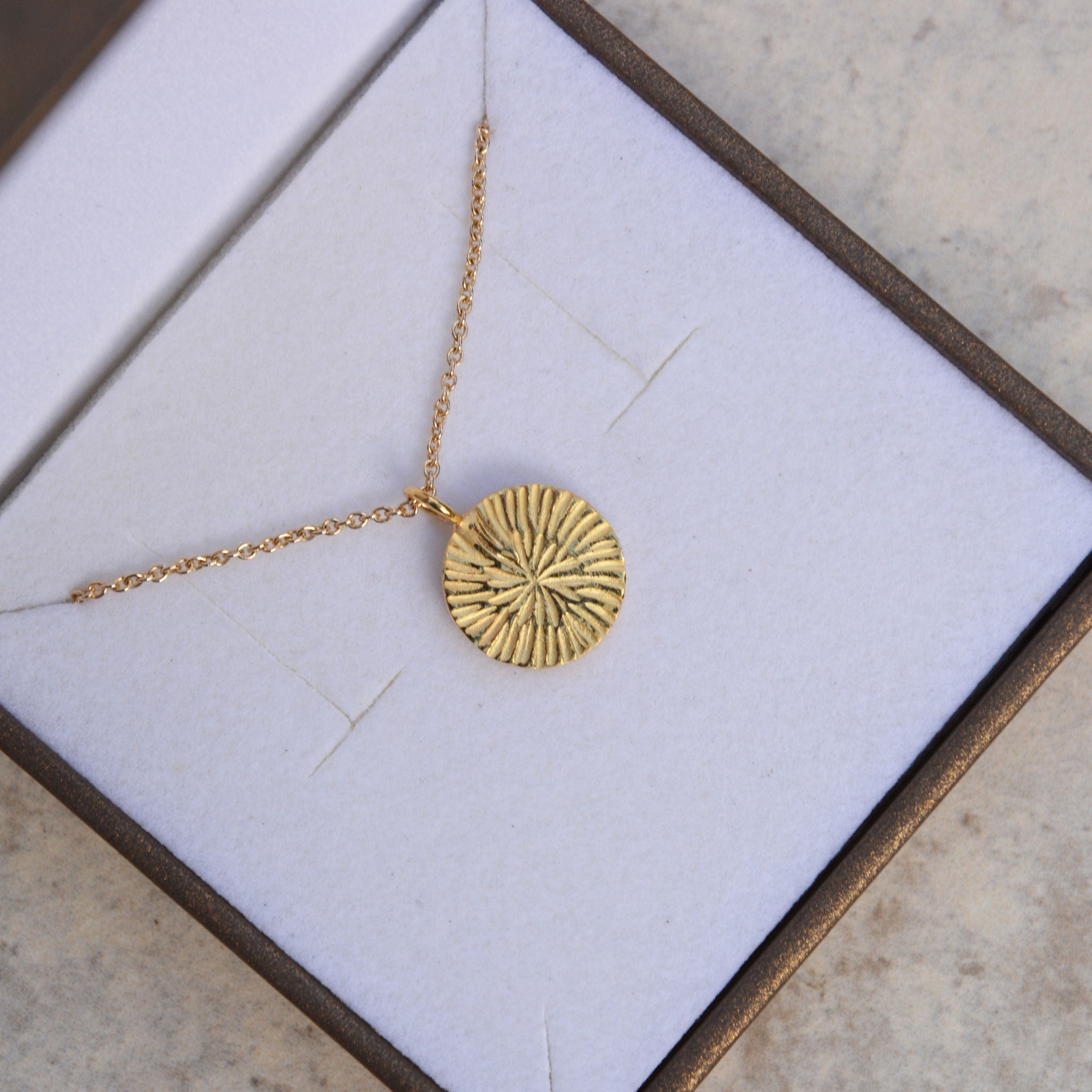 PUSTEBLUME • kette • gold • klein
