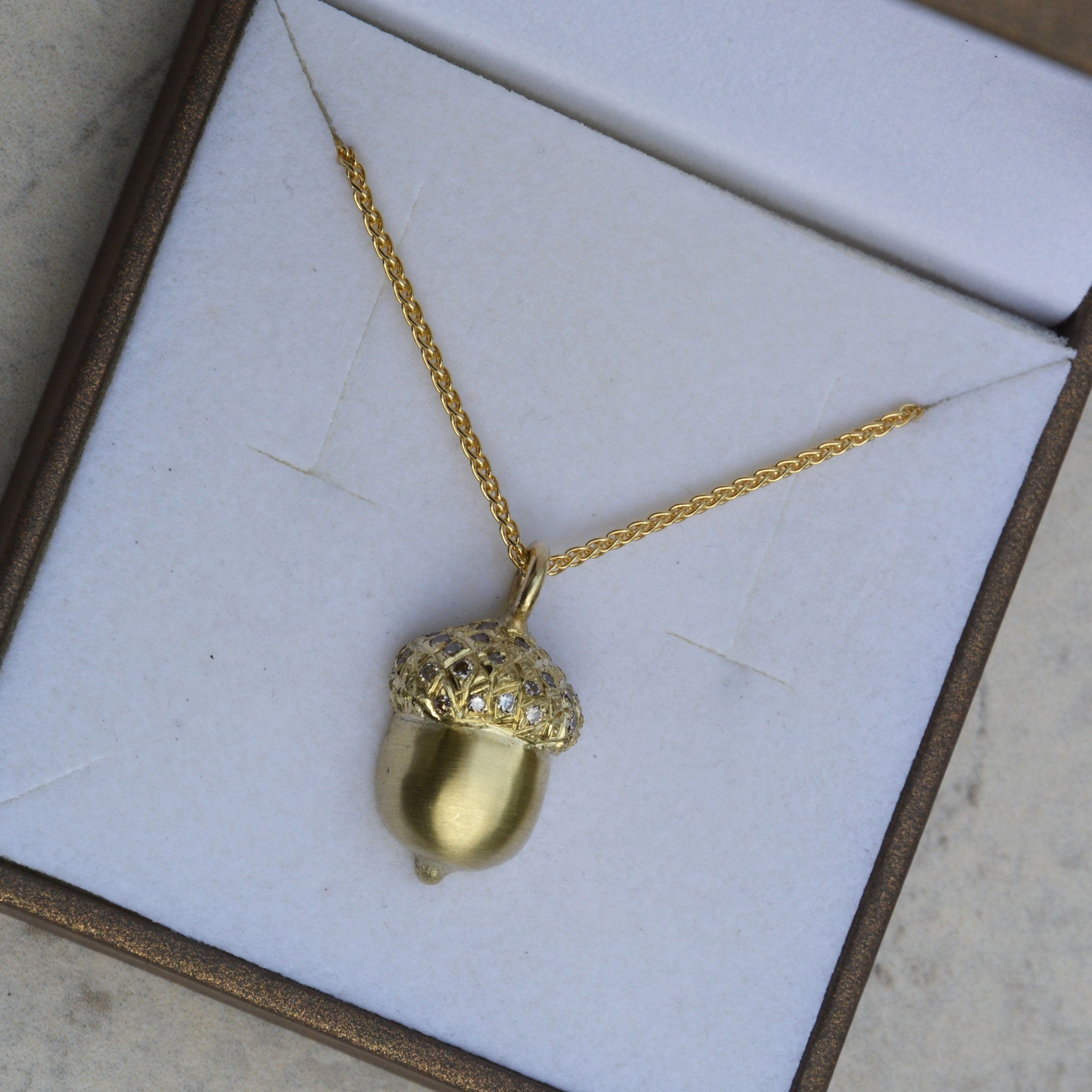 EICHEL • kette • gold • brillanten