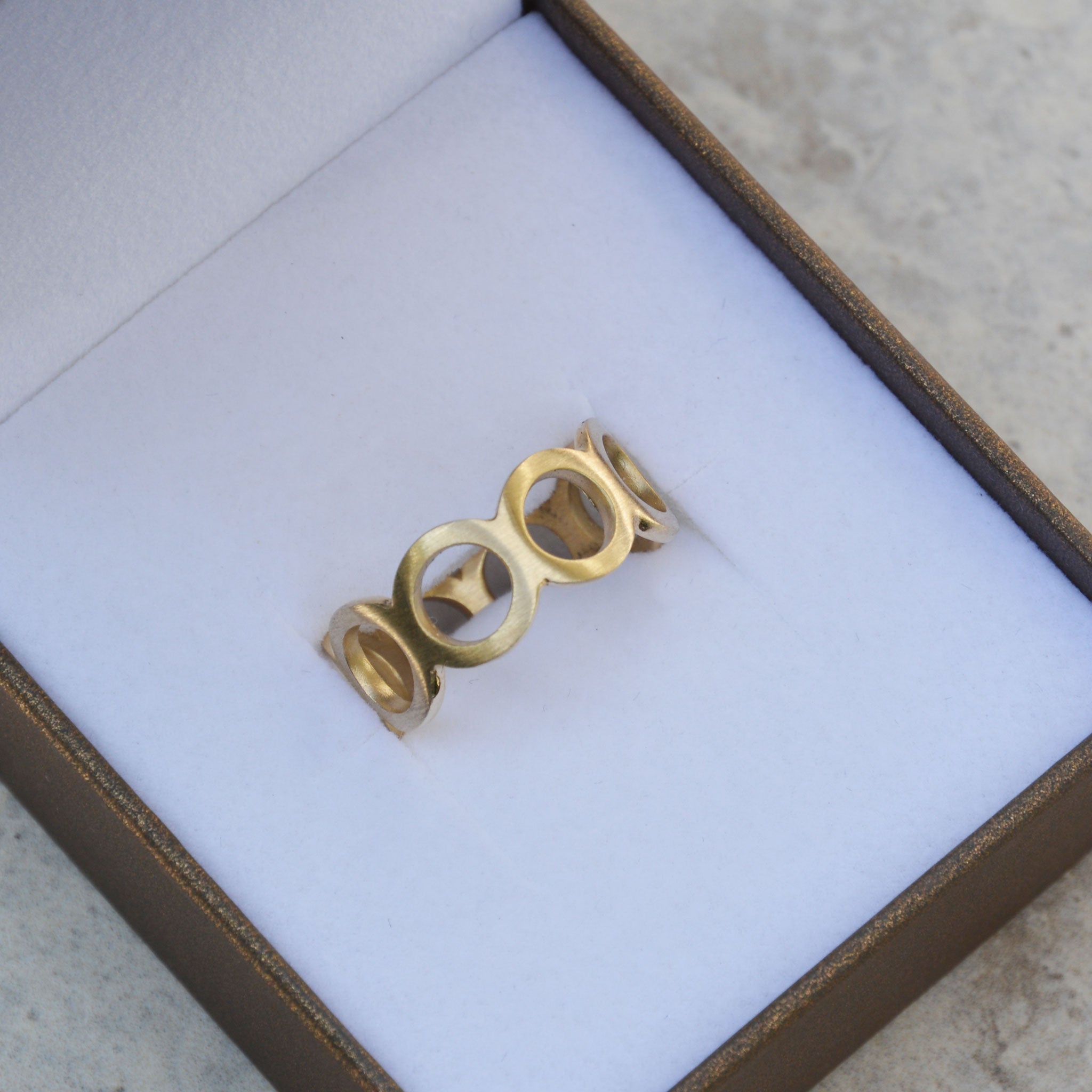 KRINGEL • ring • gold • groß