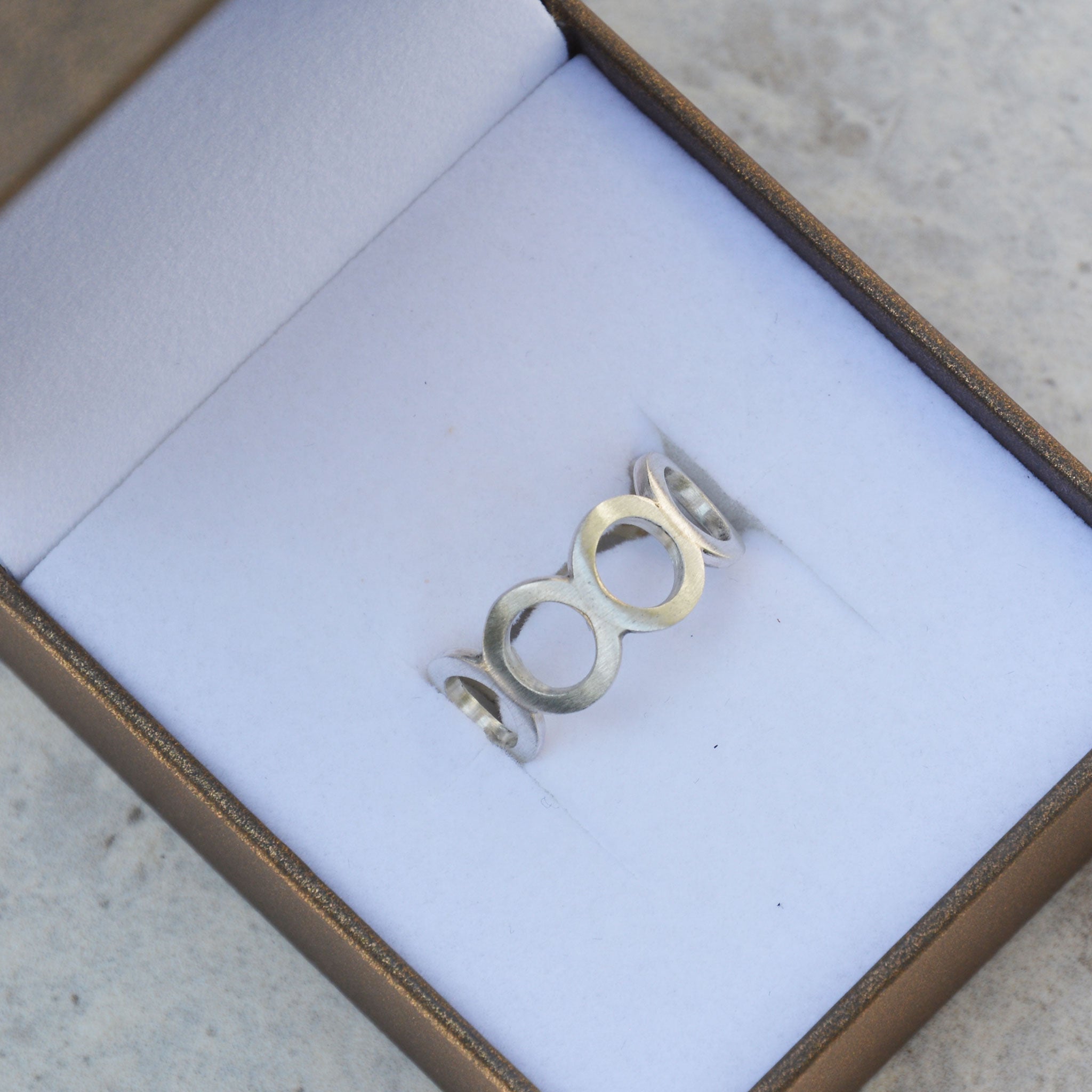 KRINGEL • ring • silber • groß