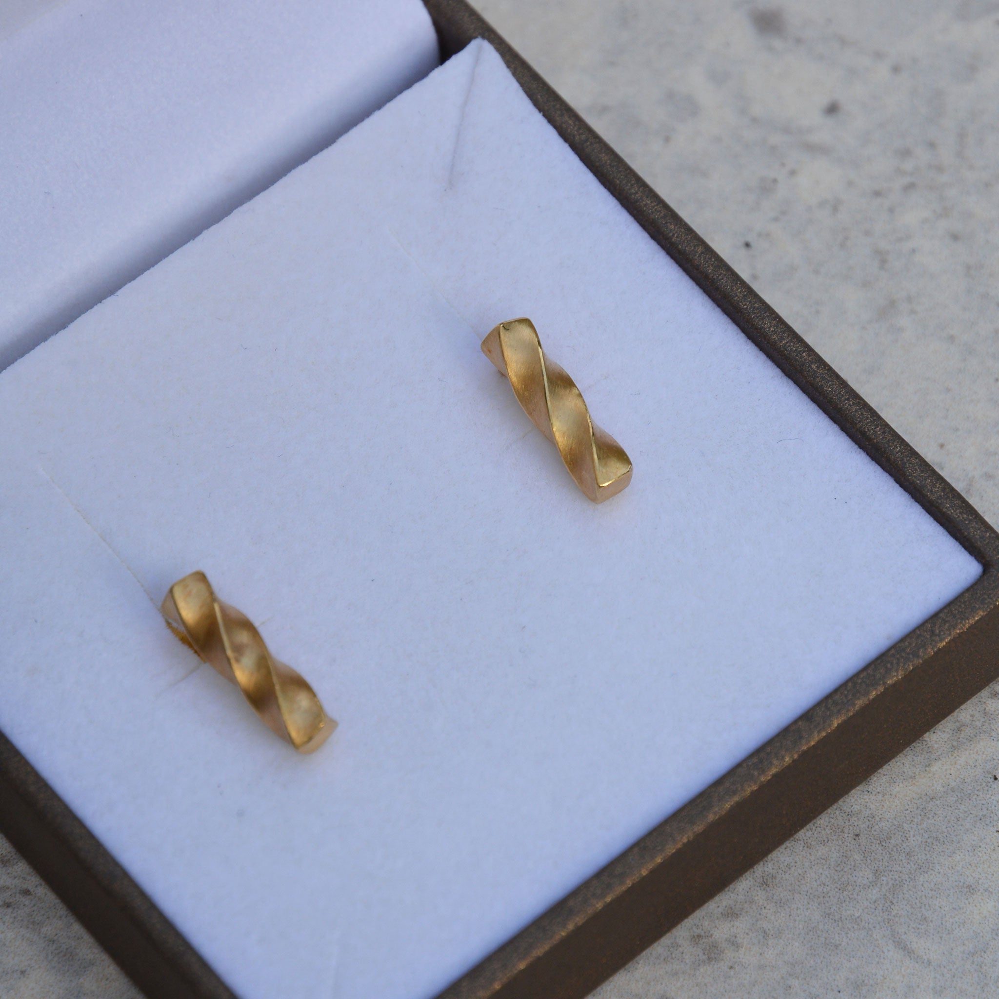 ZUCKERSTANGE • ohrstecker • gold • lang