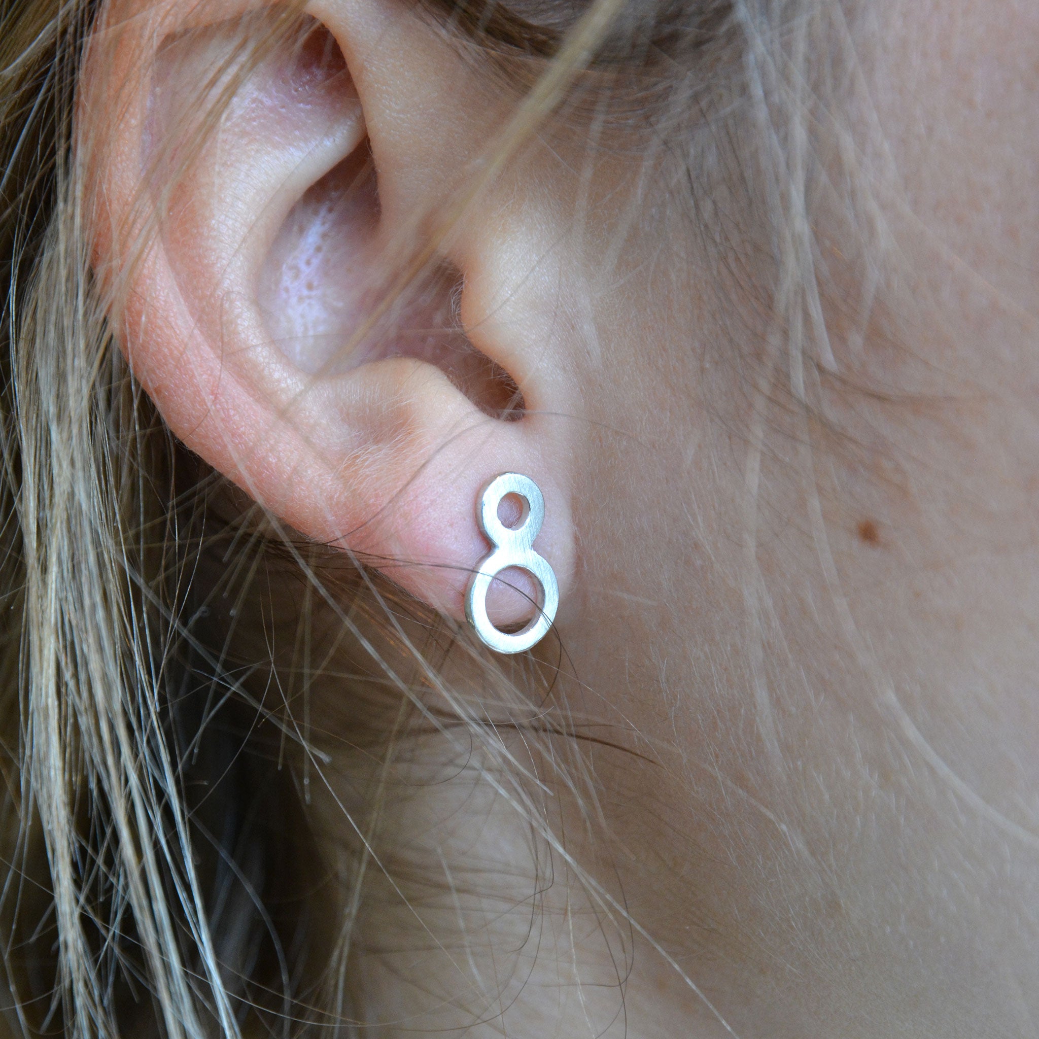 KRINGEL • ohrstecker • silber