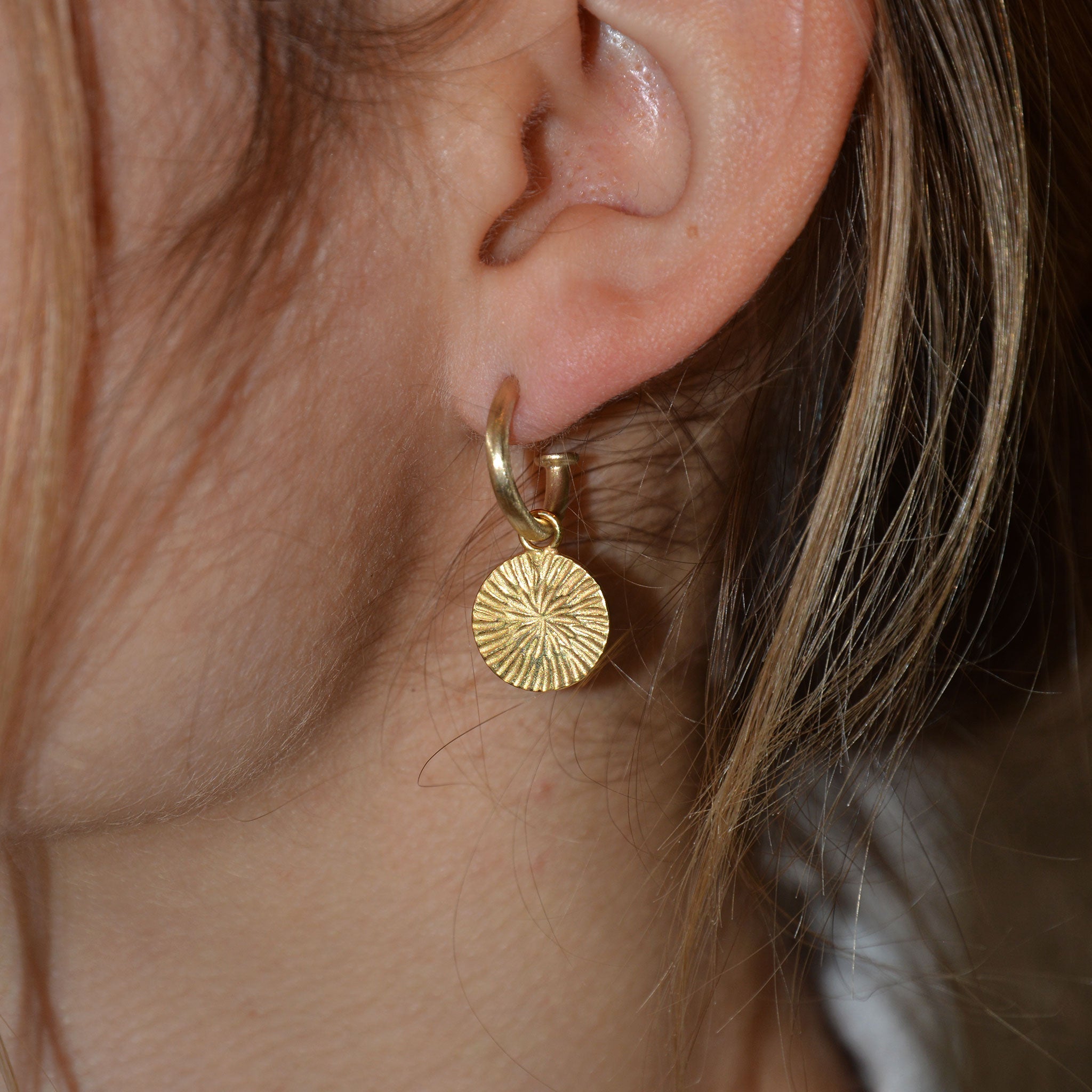 PUSTEBLUME • einhänger • gold • klein