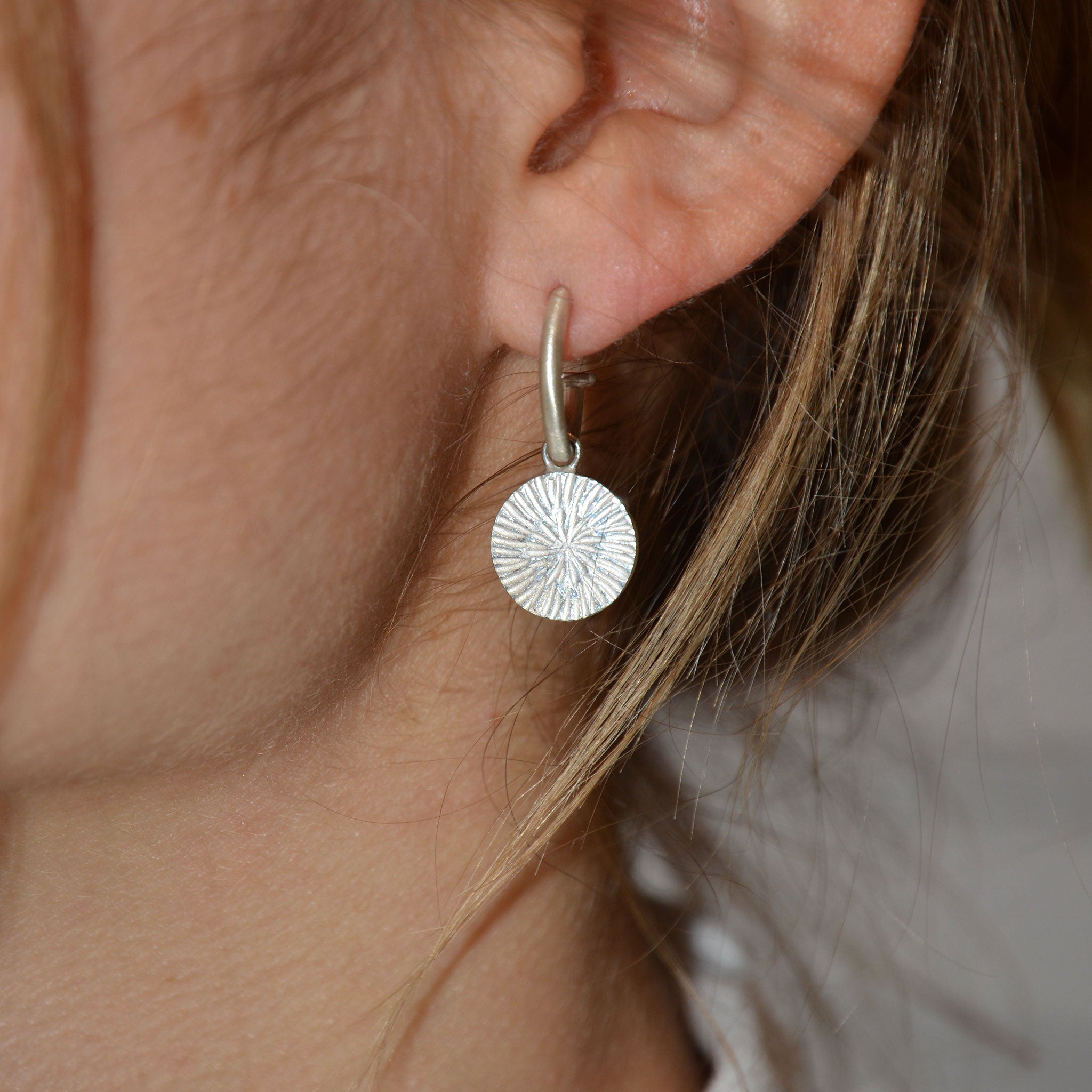 PUSTEBLUME • einhänger • silber • klein