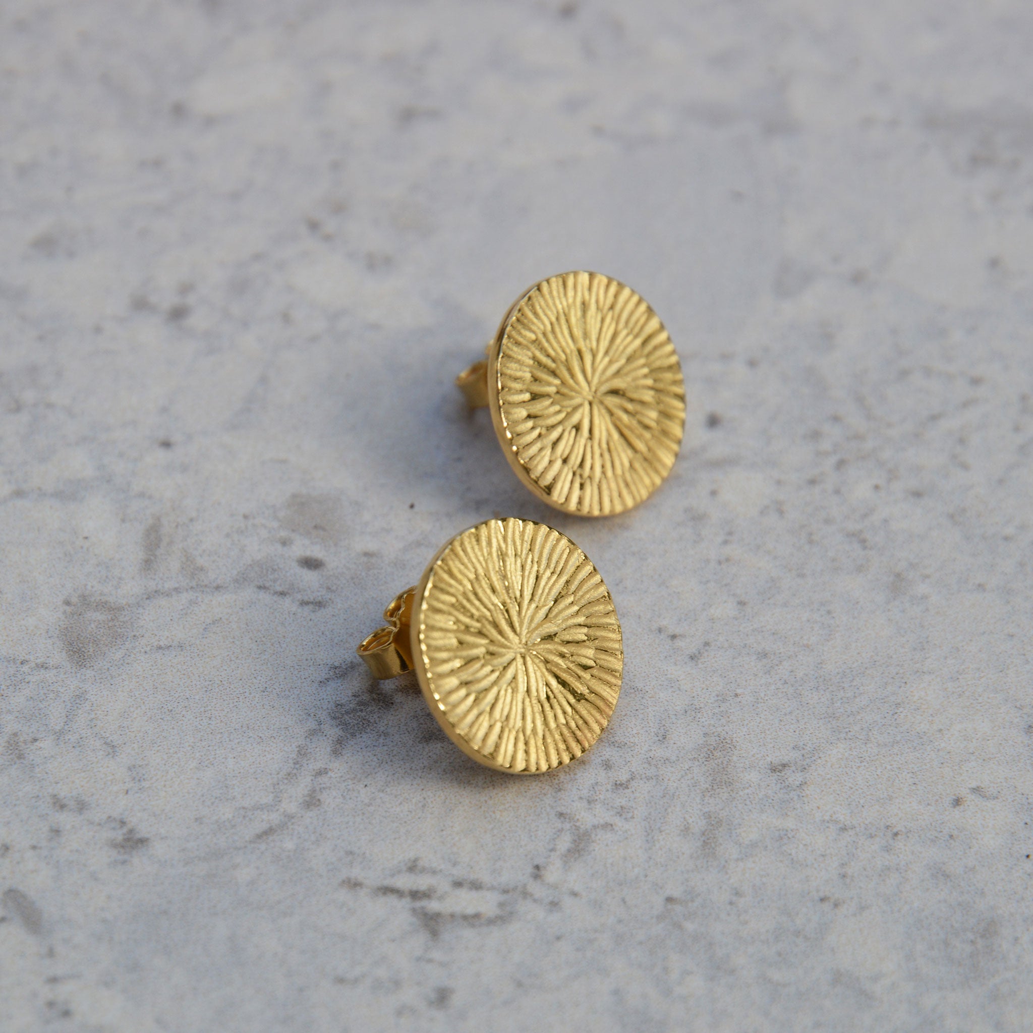 PUSTEBLUME • ohrstecker • gold • groß