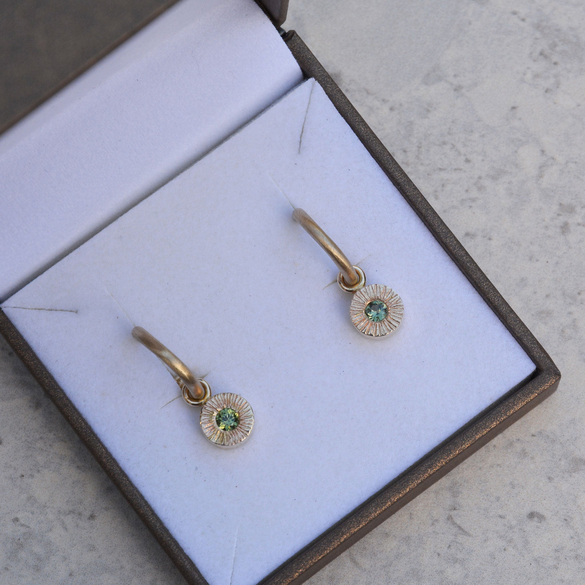 SONNE • einhänger • gold