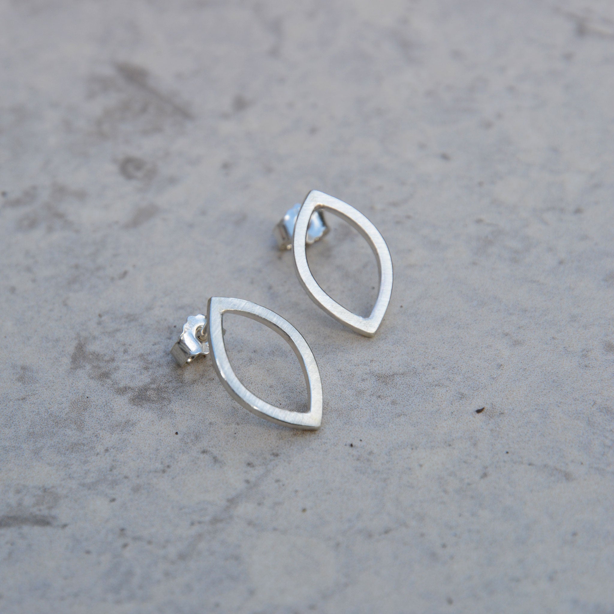 BLATT • ohrstecker • silber