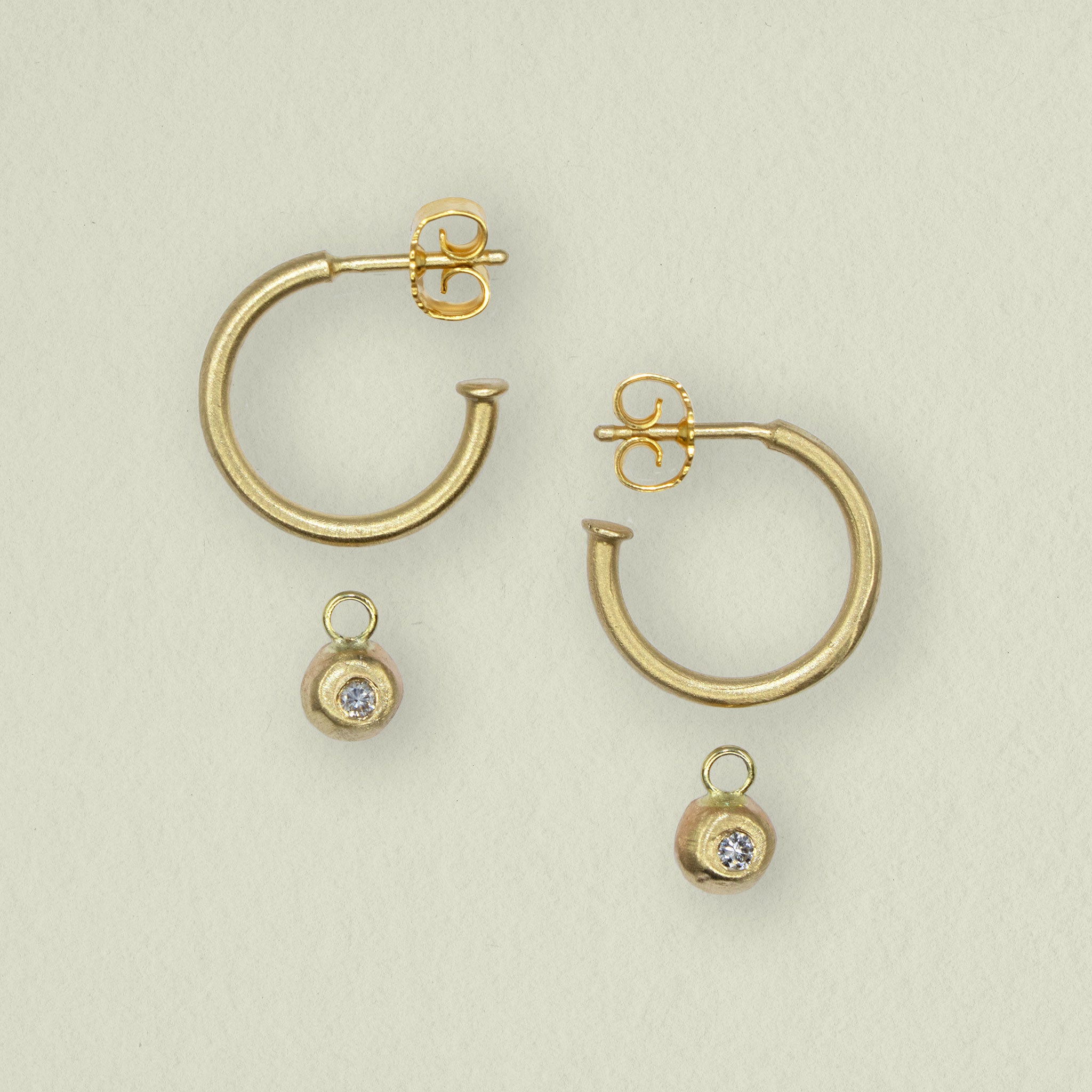 BLUBBER • einhänger • gold