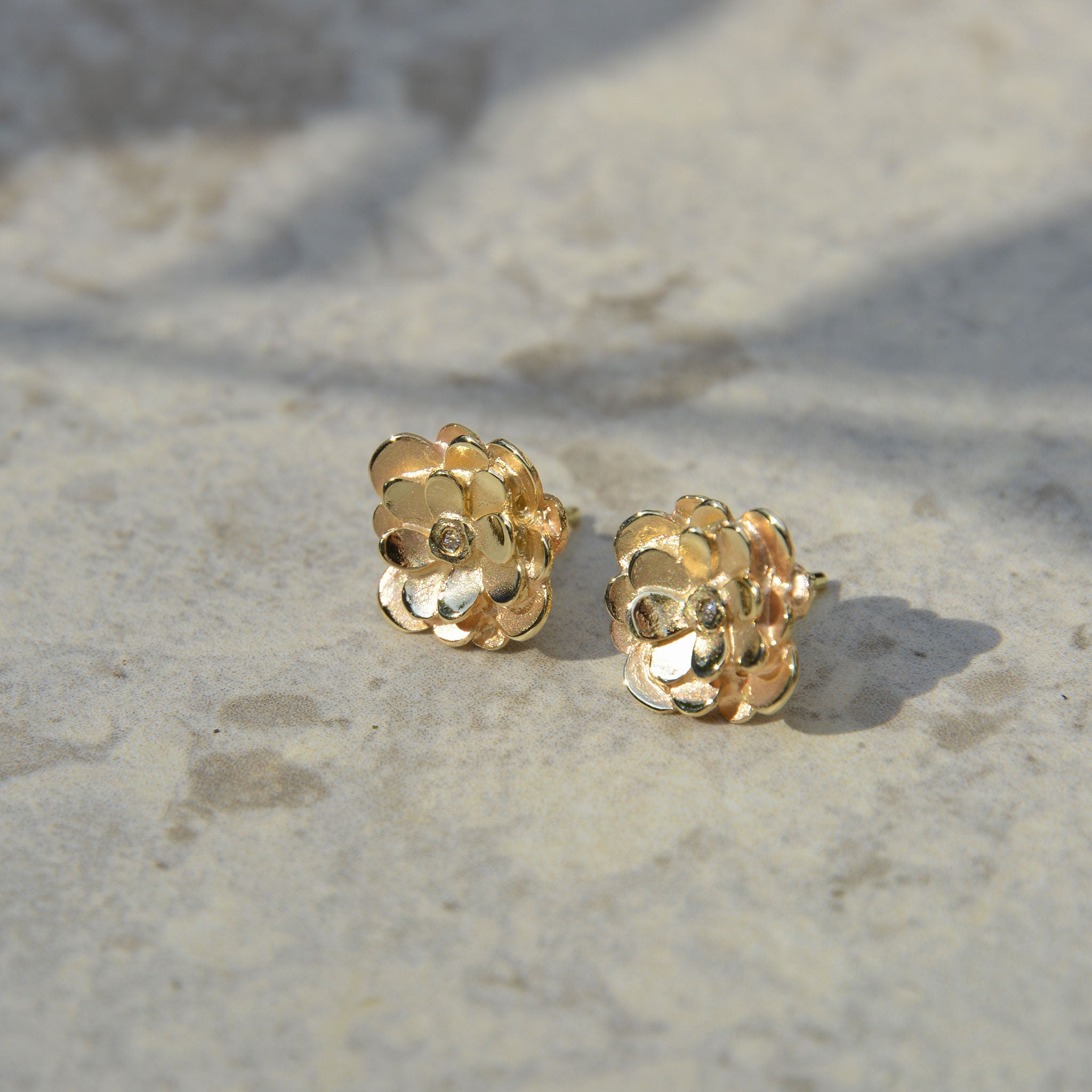 FLORA • ohrstecker • gold