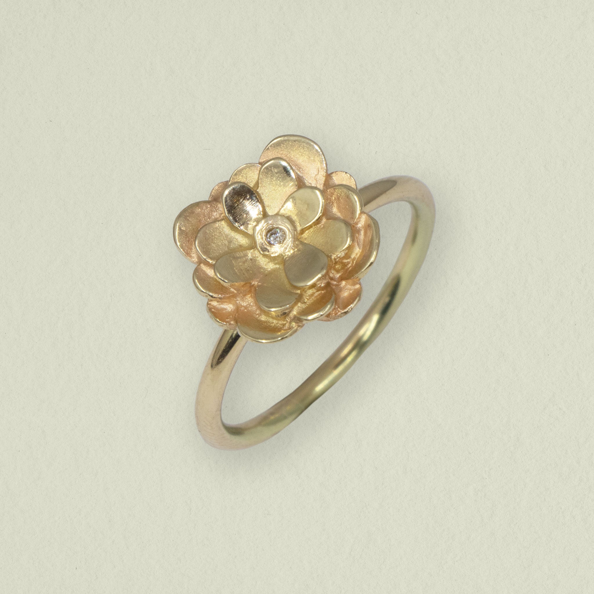 FLORA • ring • gold