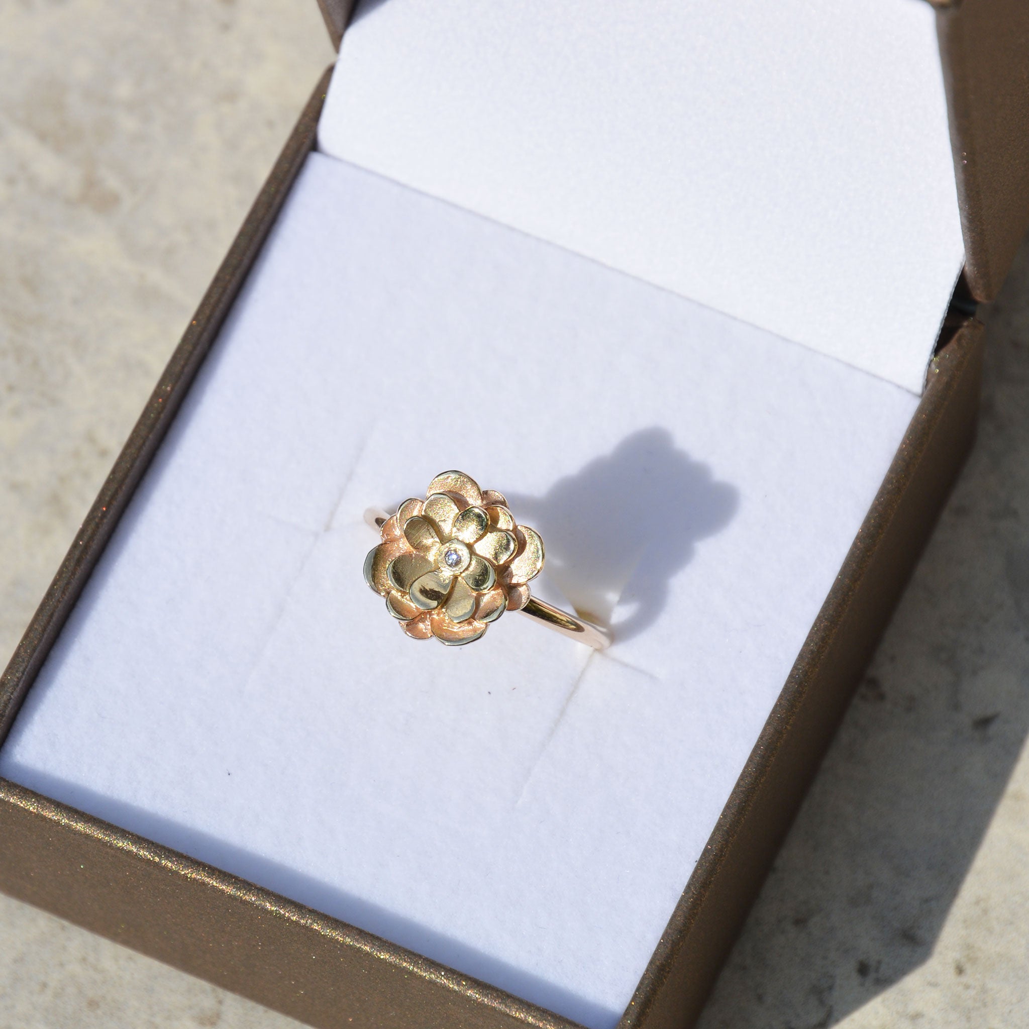 FLORA • ring • gold