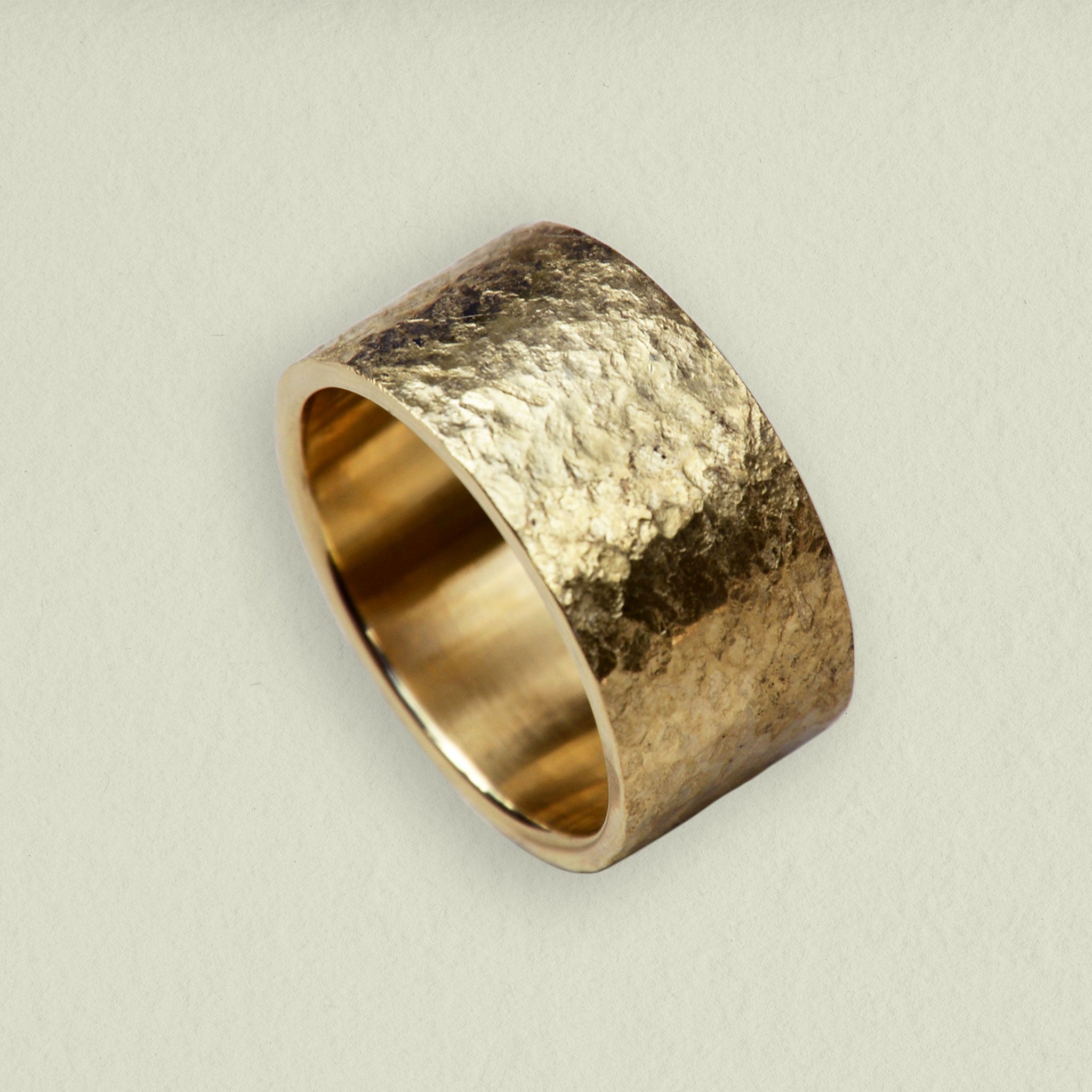 STRUKTUR • ring • gold